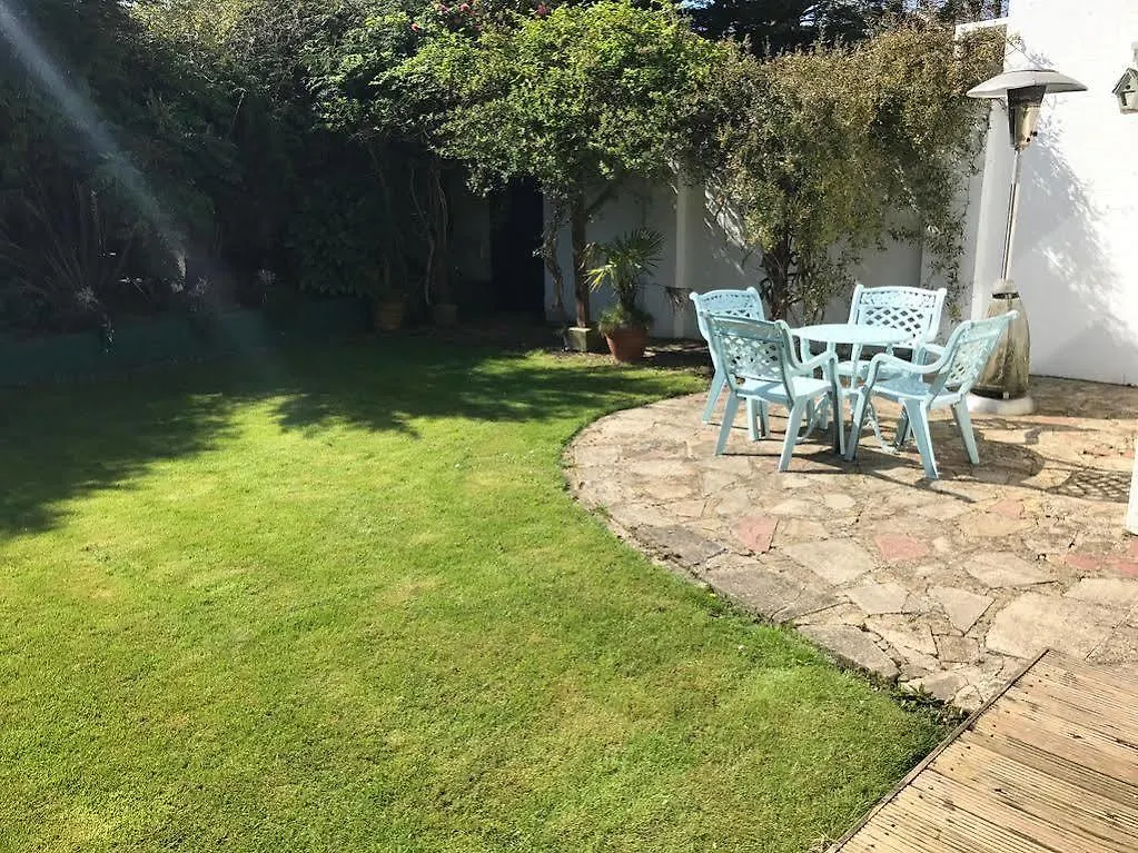 The Ashleigh - Dog Friendly Bed & Breakfast Bournemouth United Kingdom